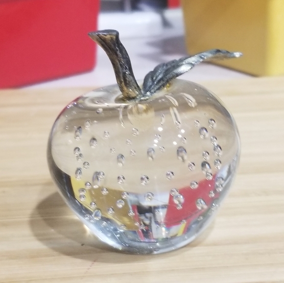 Apple Paperweight Metal Stem Leaf Clear Bubble Art Glass 3.25"H - Picture 8 of 8